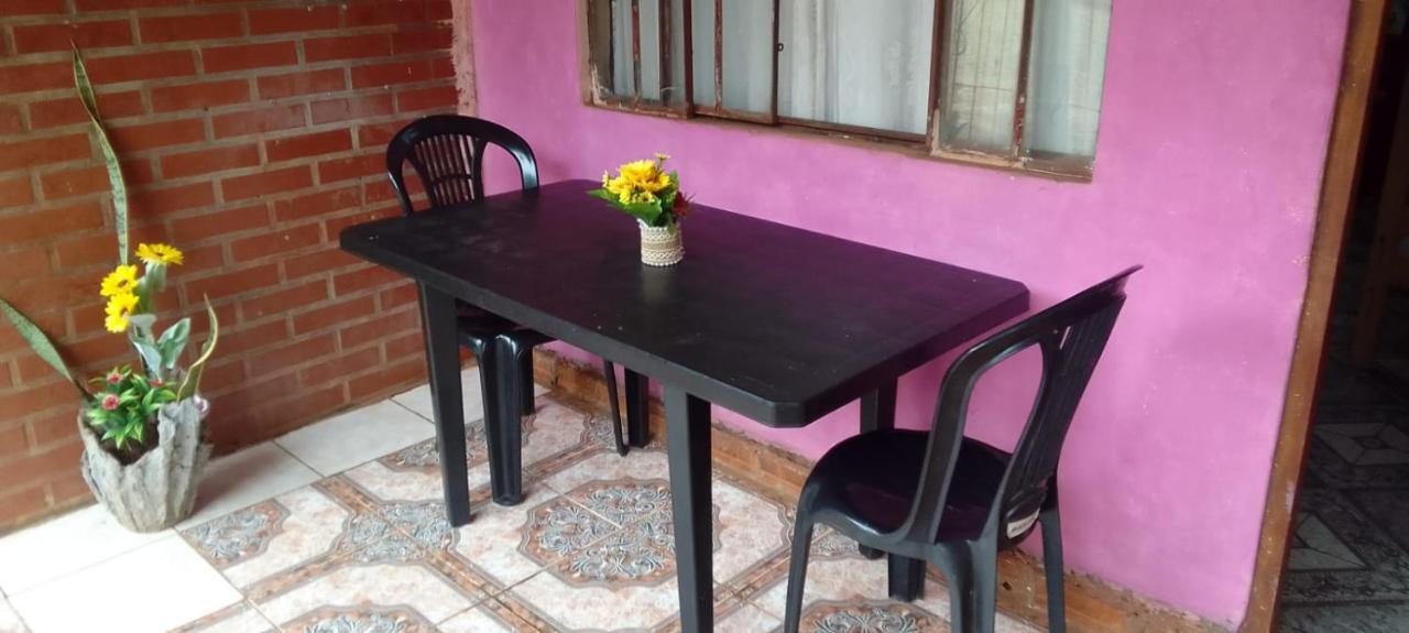 Hostel Loli Puerto Iguazu Ngoại thất bức ảnh