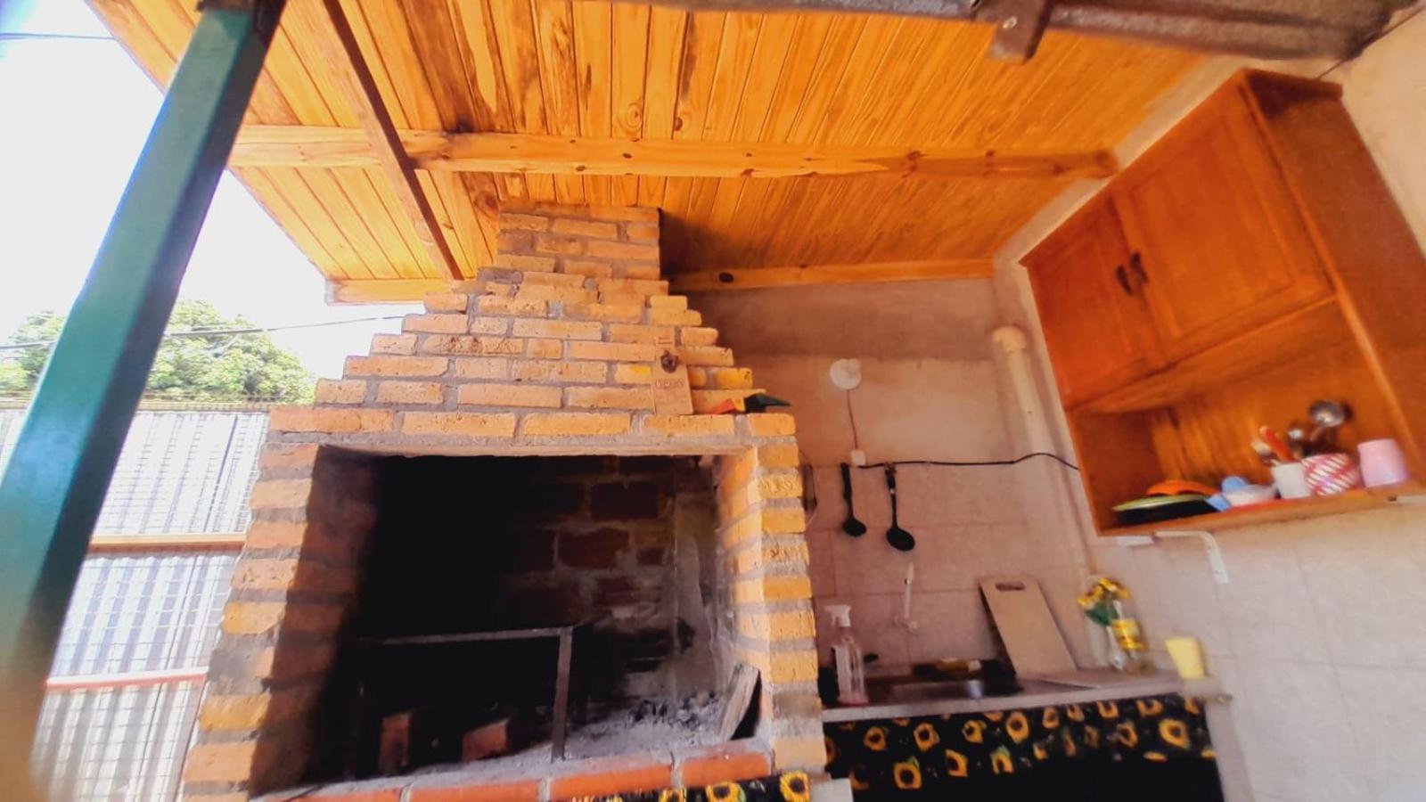 Hostel Loli Puerto Iguazu Ngoại thất bức ảnh
