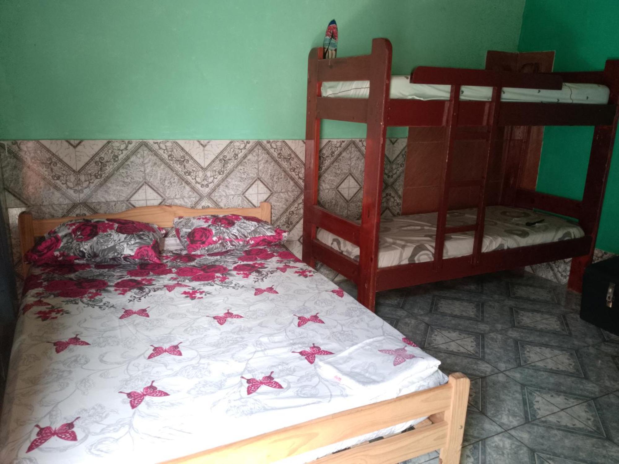 Hostel Loli Puerto Iguazu Ngoại thất bức ảnh
